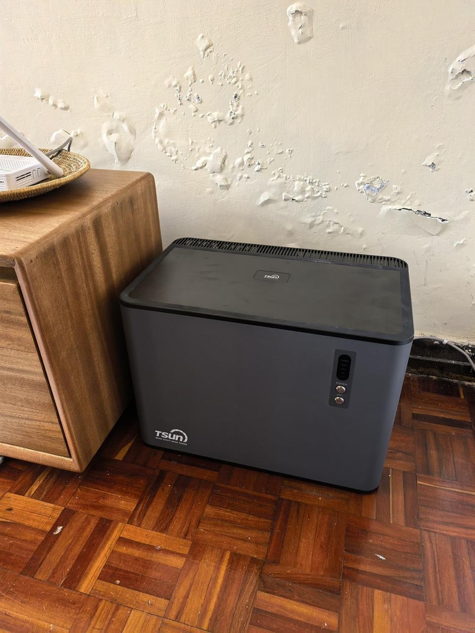 Ngumo — TSUN battery unit, indoor installation